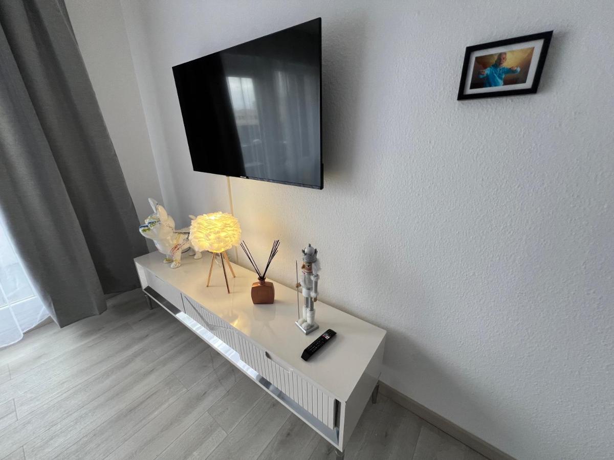 Le Cannois, Appartement De Star 3 Chambres Mulhouse Luaran gambar